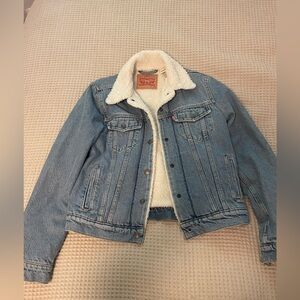 Levi’s Women Trucker Jacket XS